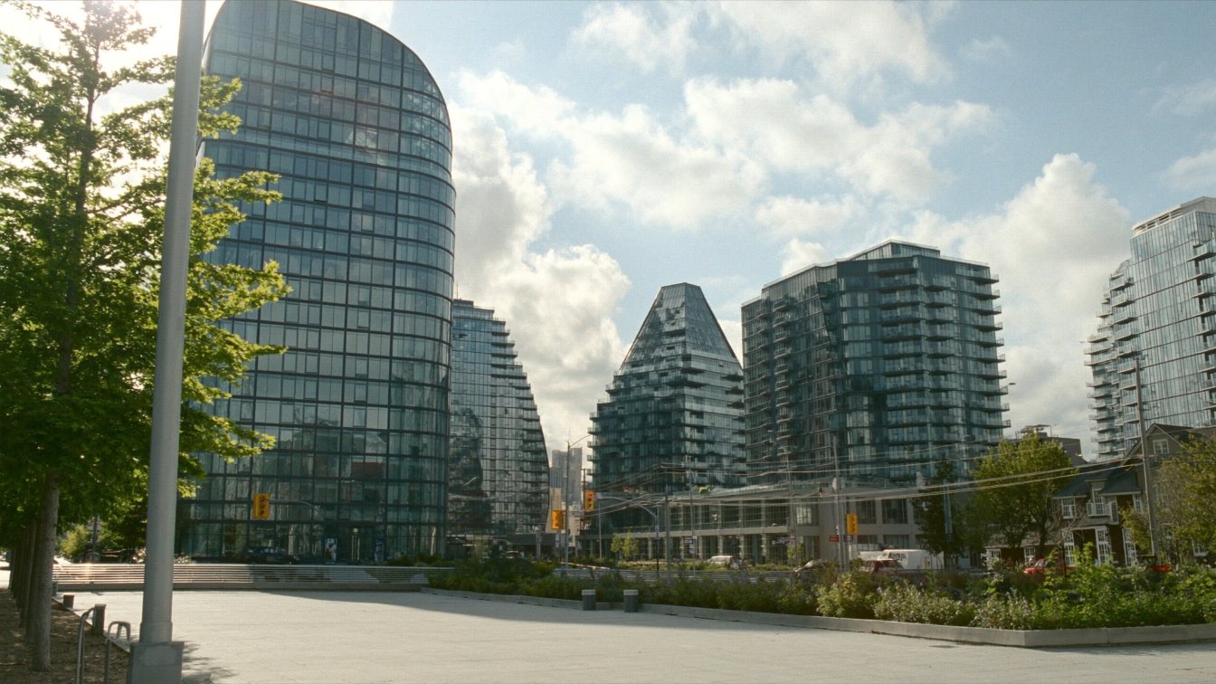 Mississauga city centre condominium towers around a public square