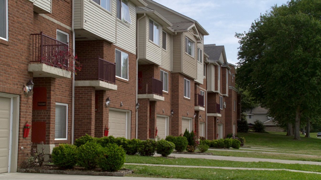 Humber Mews and 630 Evans Avenue: Two Alderwood Townhome Corporations, and a Lesson in Tiny Samples (illustrative)