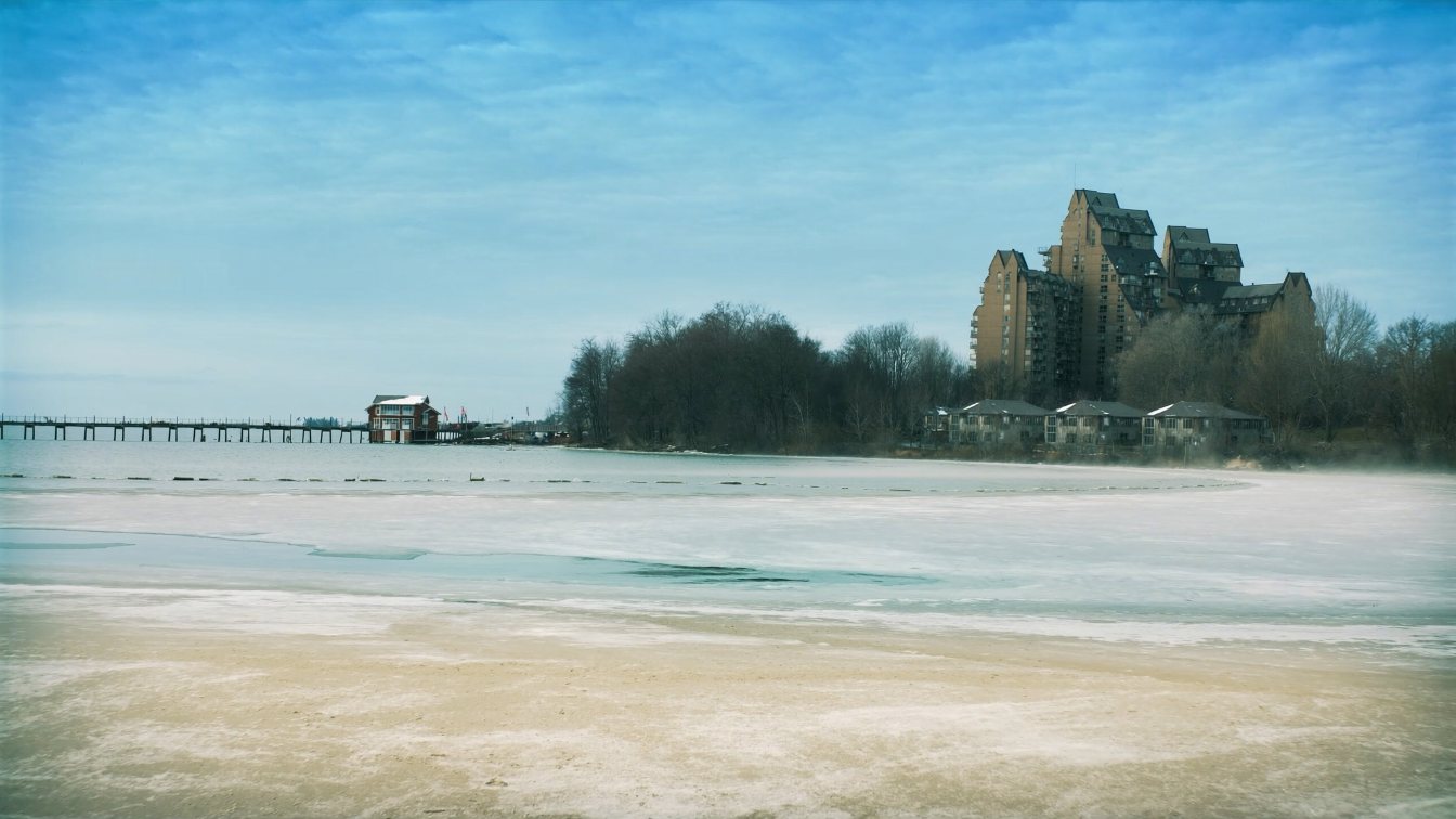 Ocean Club vs Key West: Which Humber Bay Shores Condo Fits You? (illustrative)