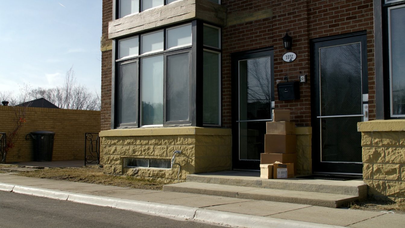Rent-to-Own in Ontario: How It Works, Real Costs and the Risks (illustrative)