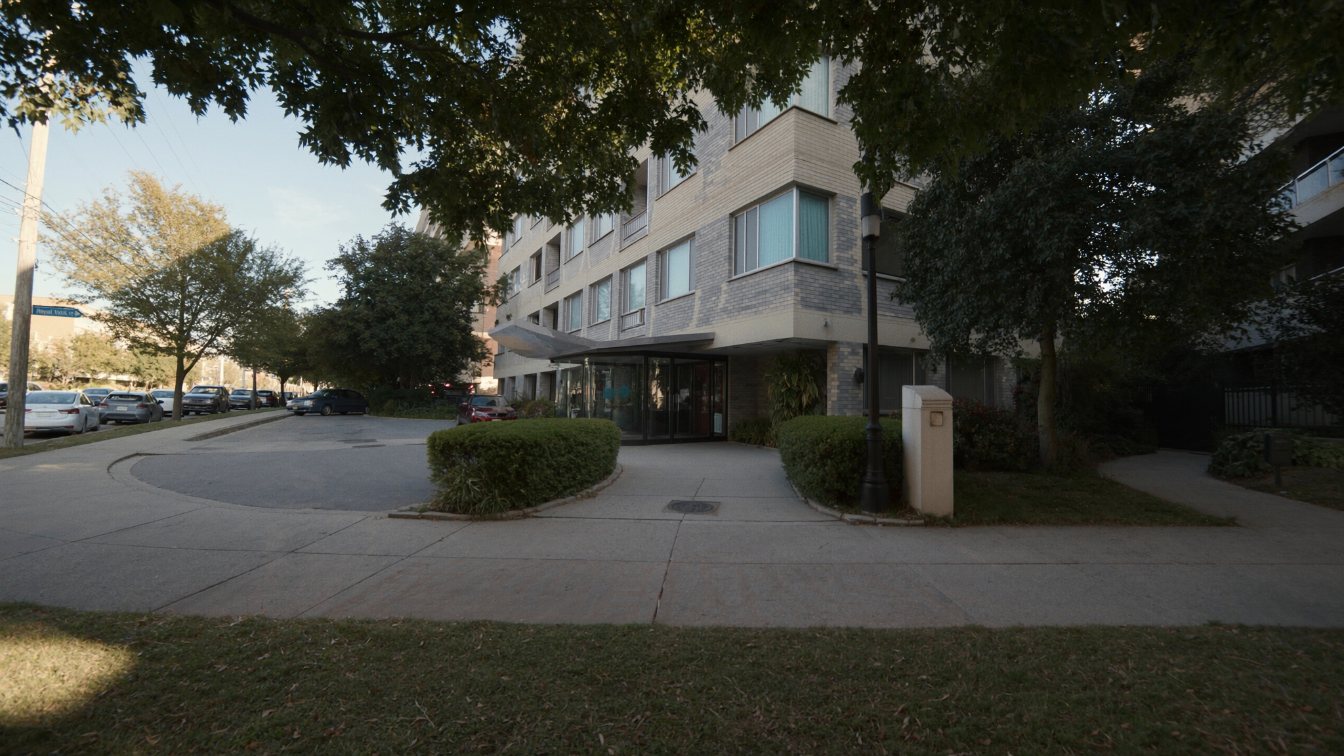 The Regency, 935 Royal York Road: 135 Metres From the Subway, and a Public Record That Contradicts Itself (illustrative)