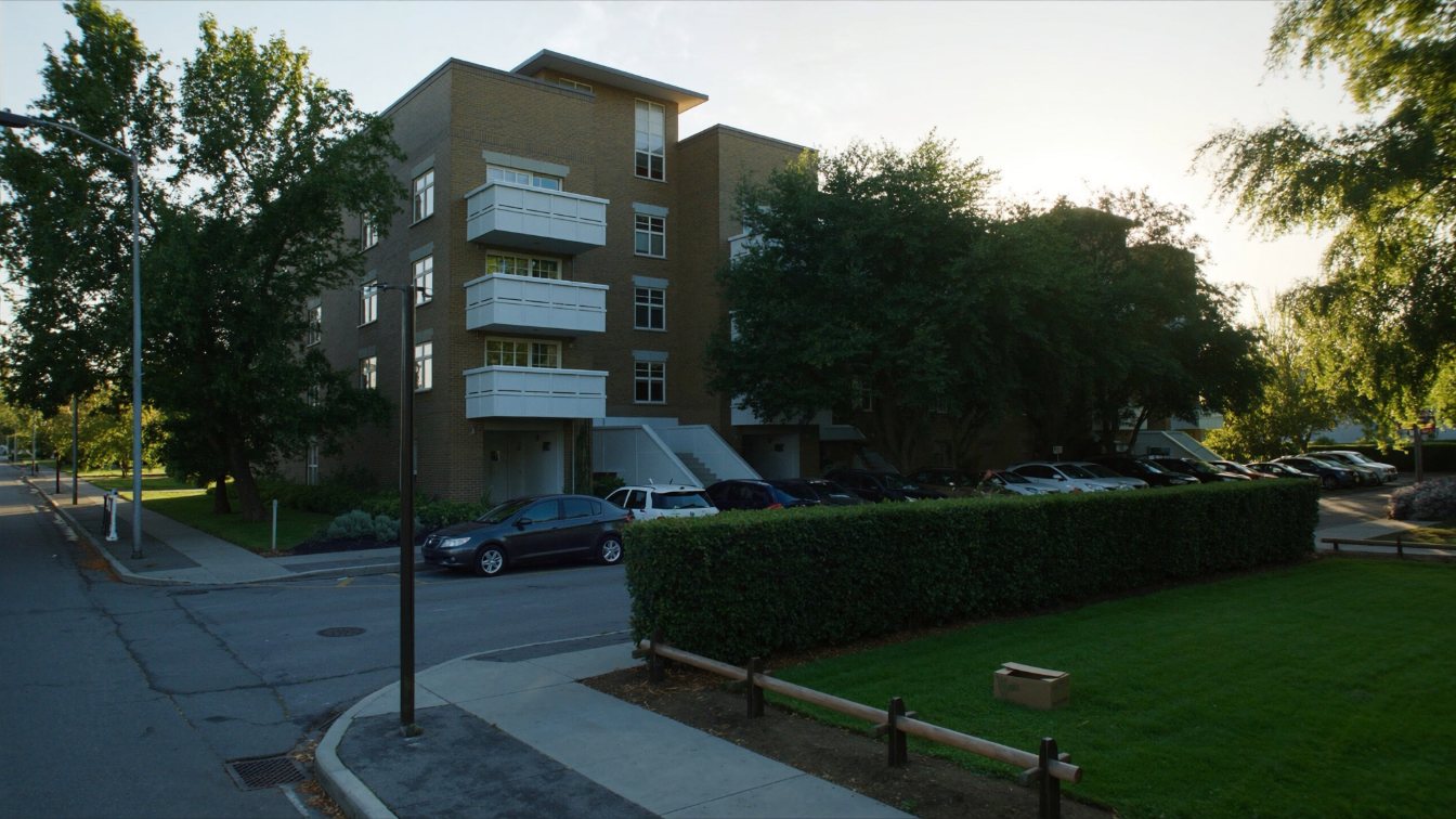 Townhouse condominium community in north Etobicoke (illustrative)