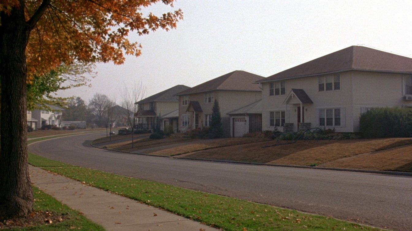 Residential crescent of family homes in Mississauga (illustrative)